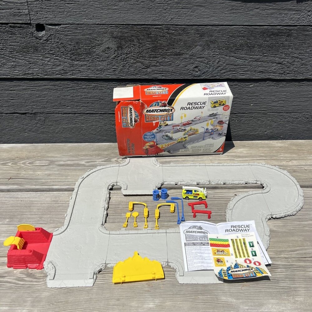 Matchbox Rescue Roadway Play Set EUC